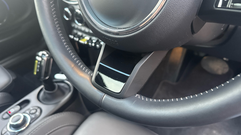 MINI Hatchback 135kW Cooper S Level 3 33kWh 3dr Auto Electric Hatchback